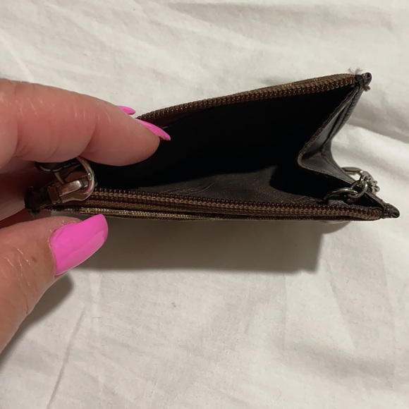 Handbag - Picture 3 of 5